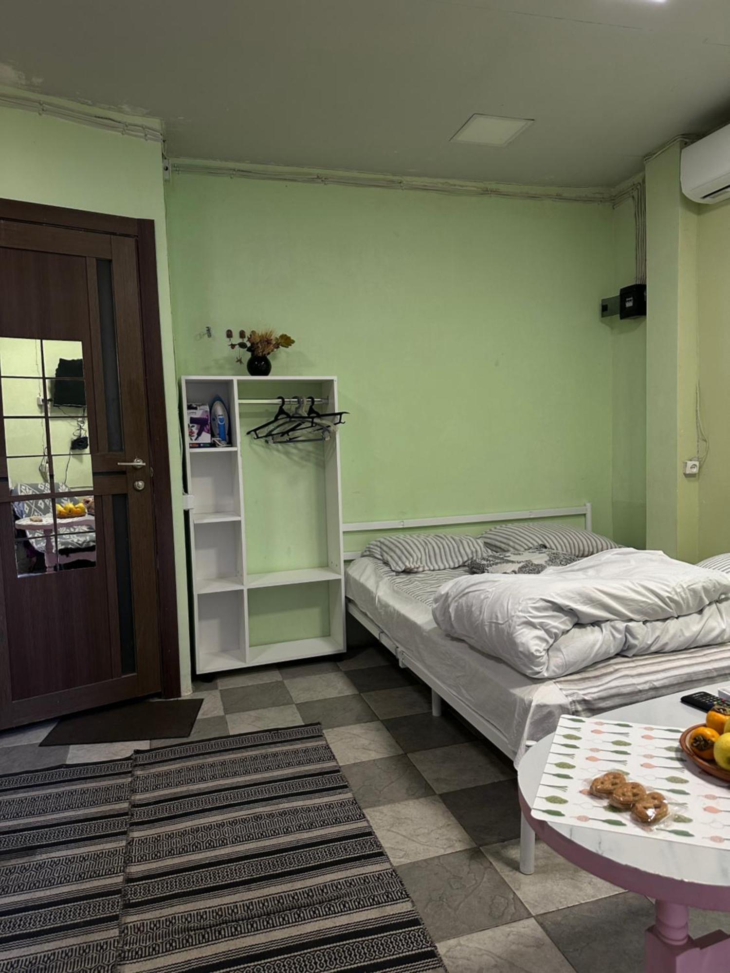 Vahe'S Family Guest House Front Yerevan Exterior foto